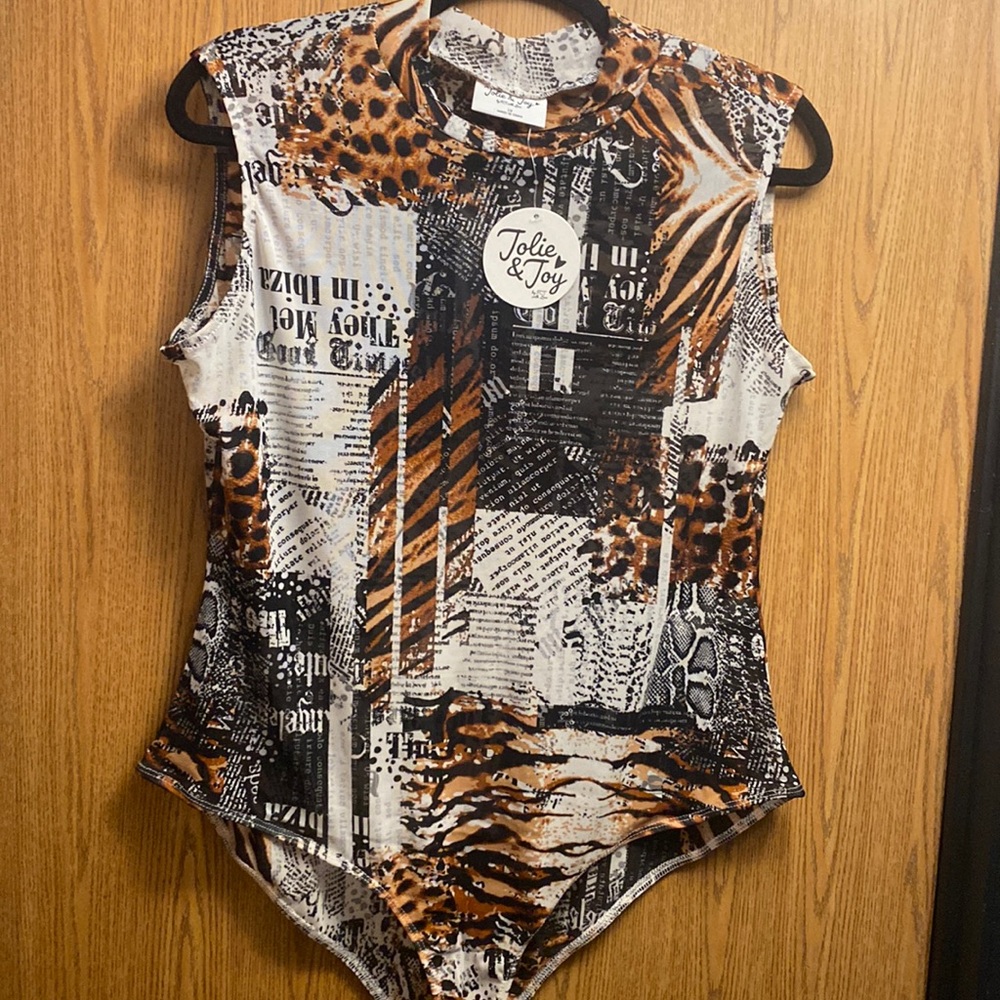 NWT Jolie and Joy bodysuit mesh top